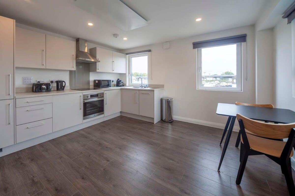Lovely 1 Bedroom Apartment In Ashford Ashford  Ngoại thất bức ảnh
